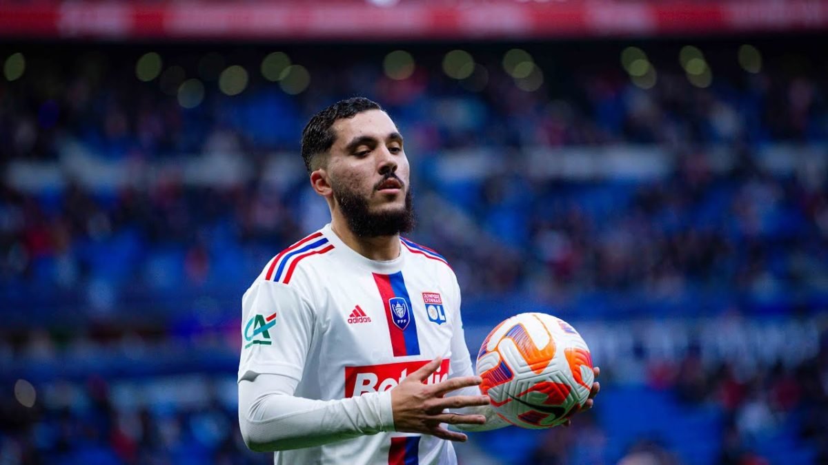 Rayan Cherki va prendre la route du PSG pour plus de 25 millions d’euros