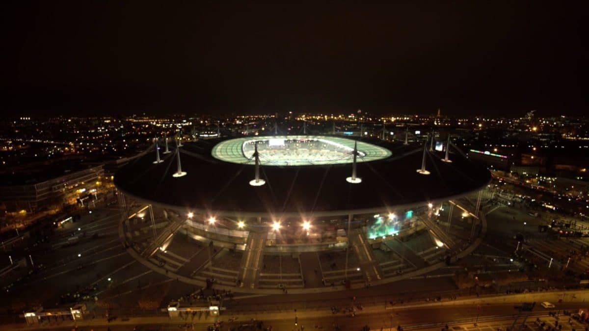 Le PSG renonce au Stade de France dans une saga surprenante : découvrez les raisons surprenantes !